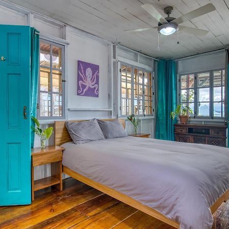 Saigon Bay Bed & Breakfast Bocas Town Dış mekan fotoğraf