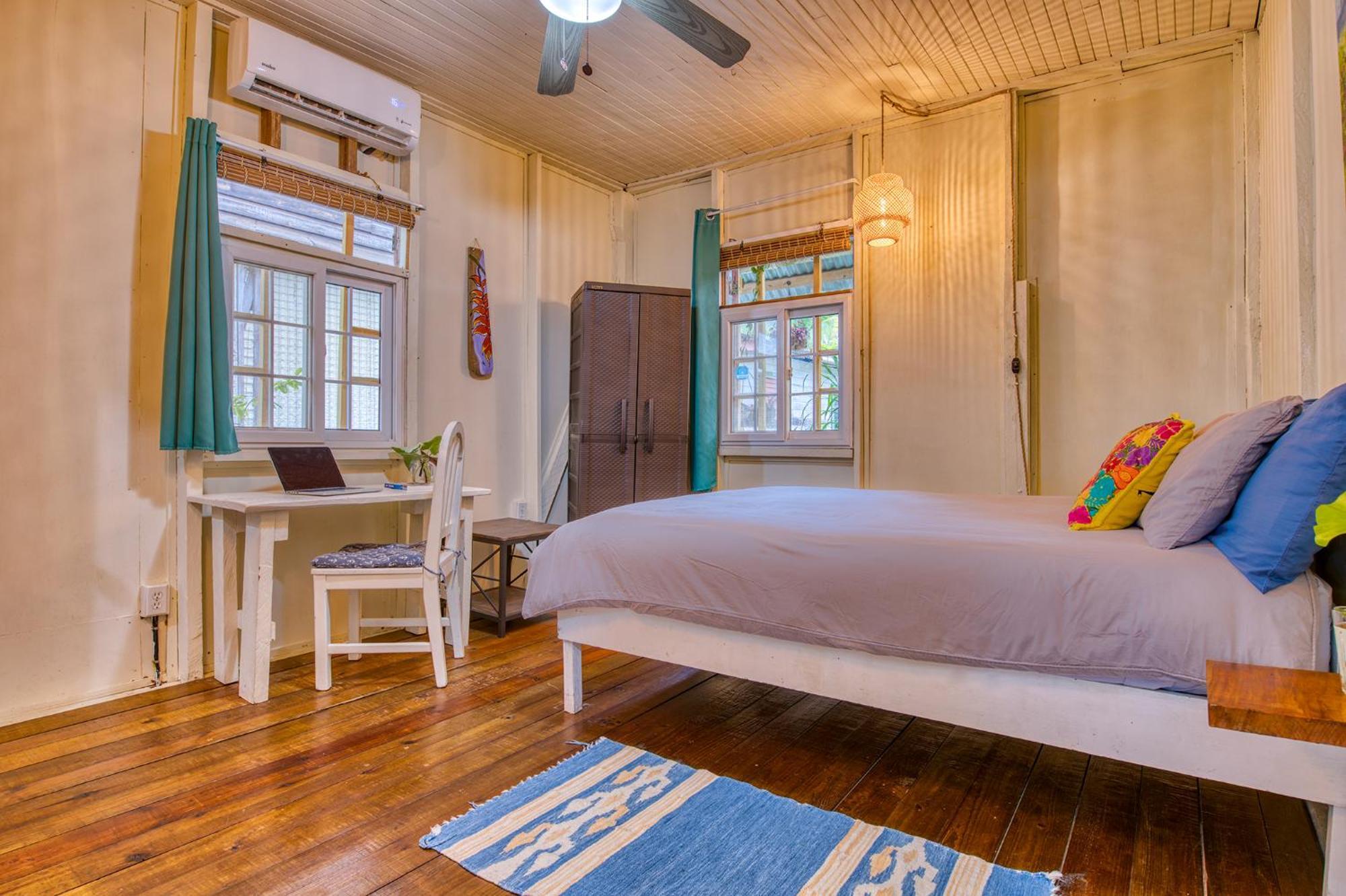 Saigon Bay Bed & Breakfast Bocas Town Dış mekan fotoğraf