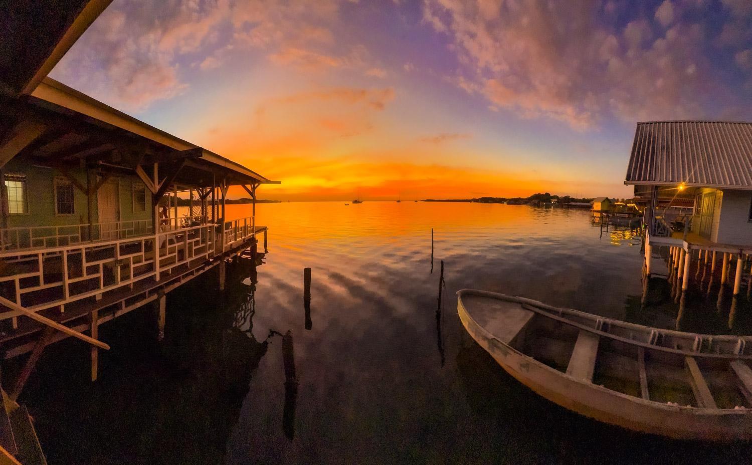 Saigon Bay Bed & Breakfast Bocas Town Oda fotoğraf